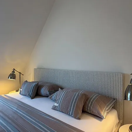Schoenes-wohnen-am-suedstrand-fewo-7 *